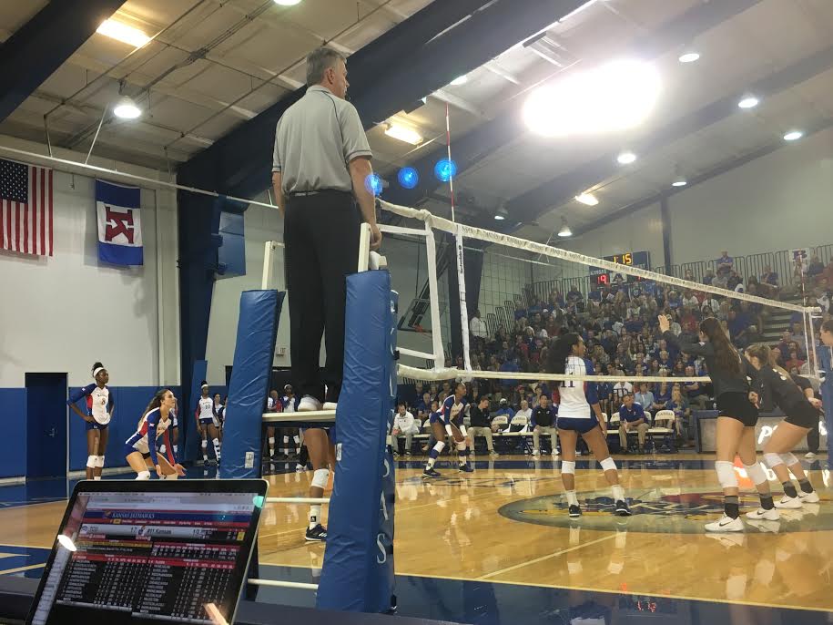 Ainise Havili’s play, hustle leads No. 11 KU volleyball to sweep over